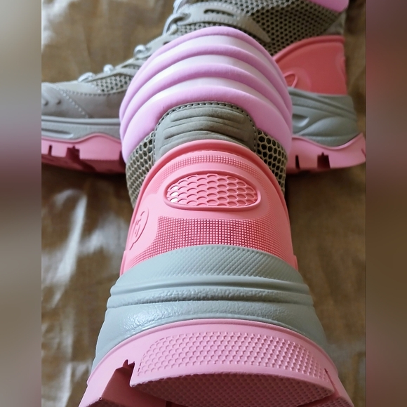 New. Gucci lace up booties - Picture 9 of 12